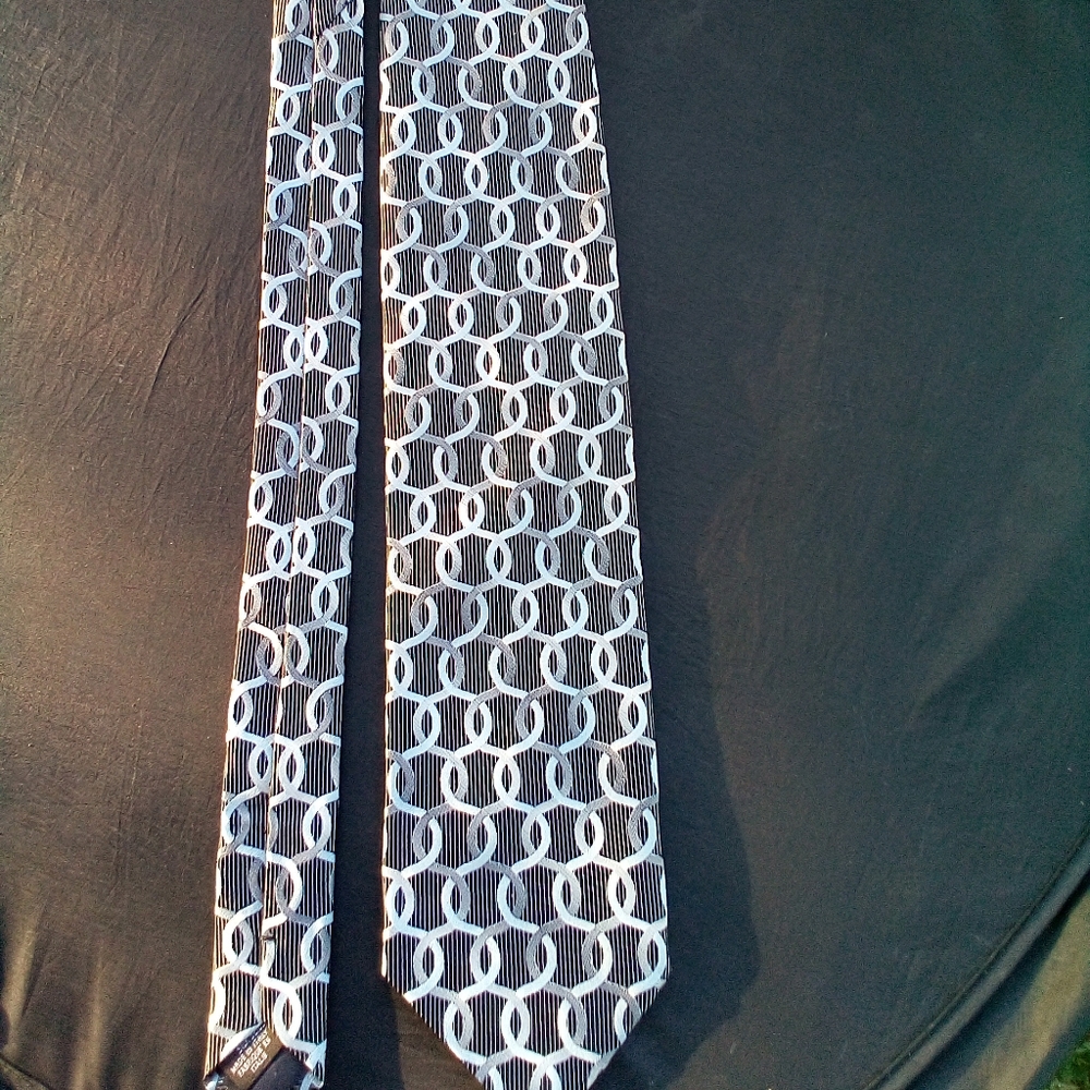 Pavone Tie 100% Silk Made in Italy
